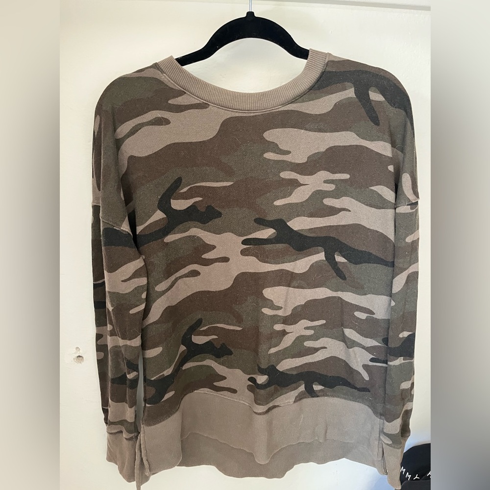 womens light sweatshirt